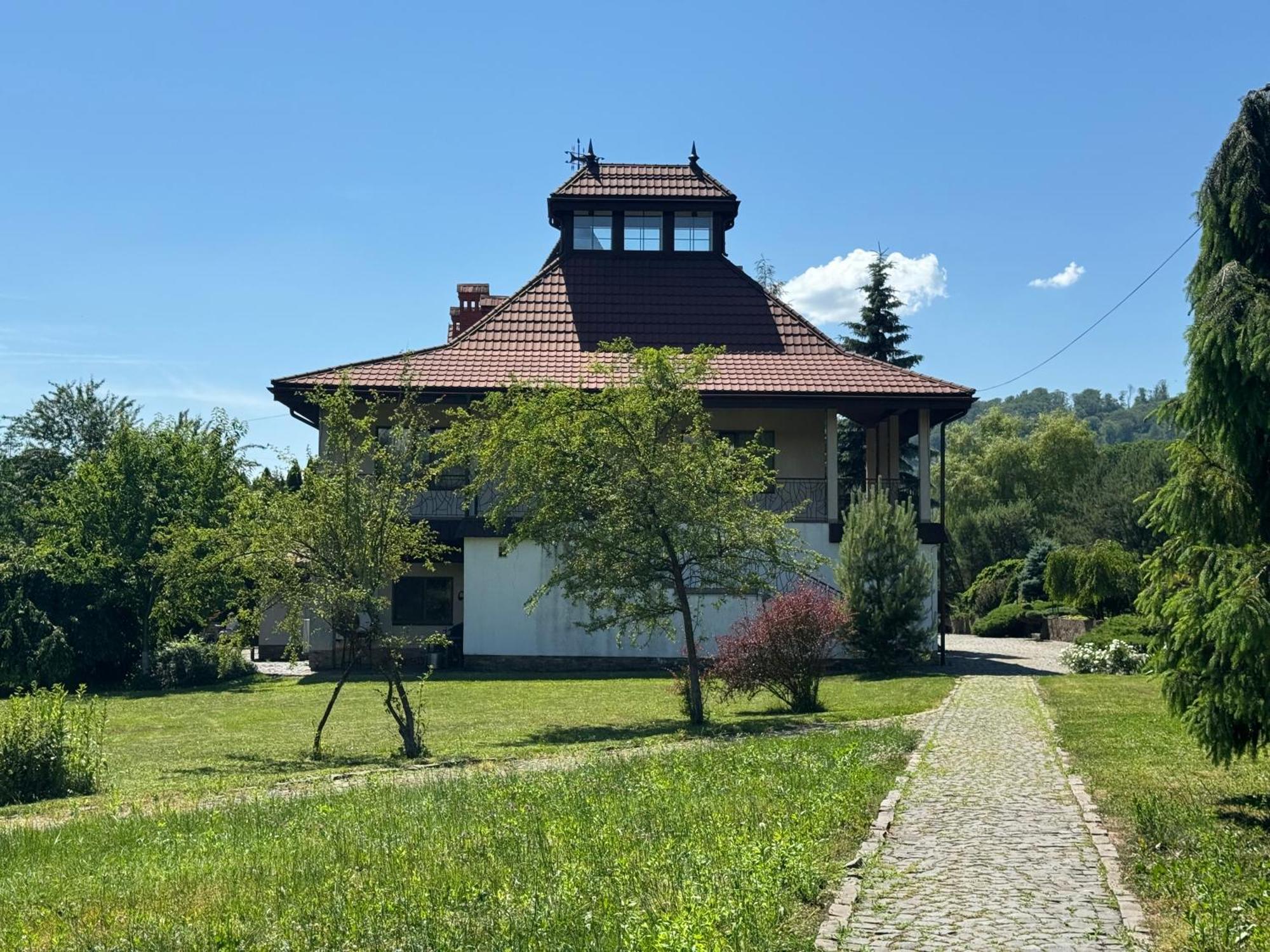 Hotel Троянда Карпат Karpaty Exterior foto